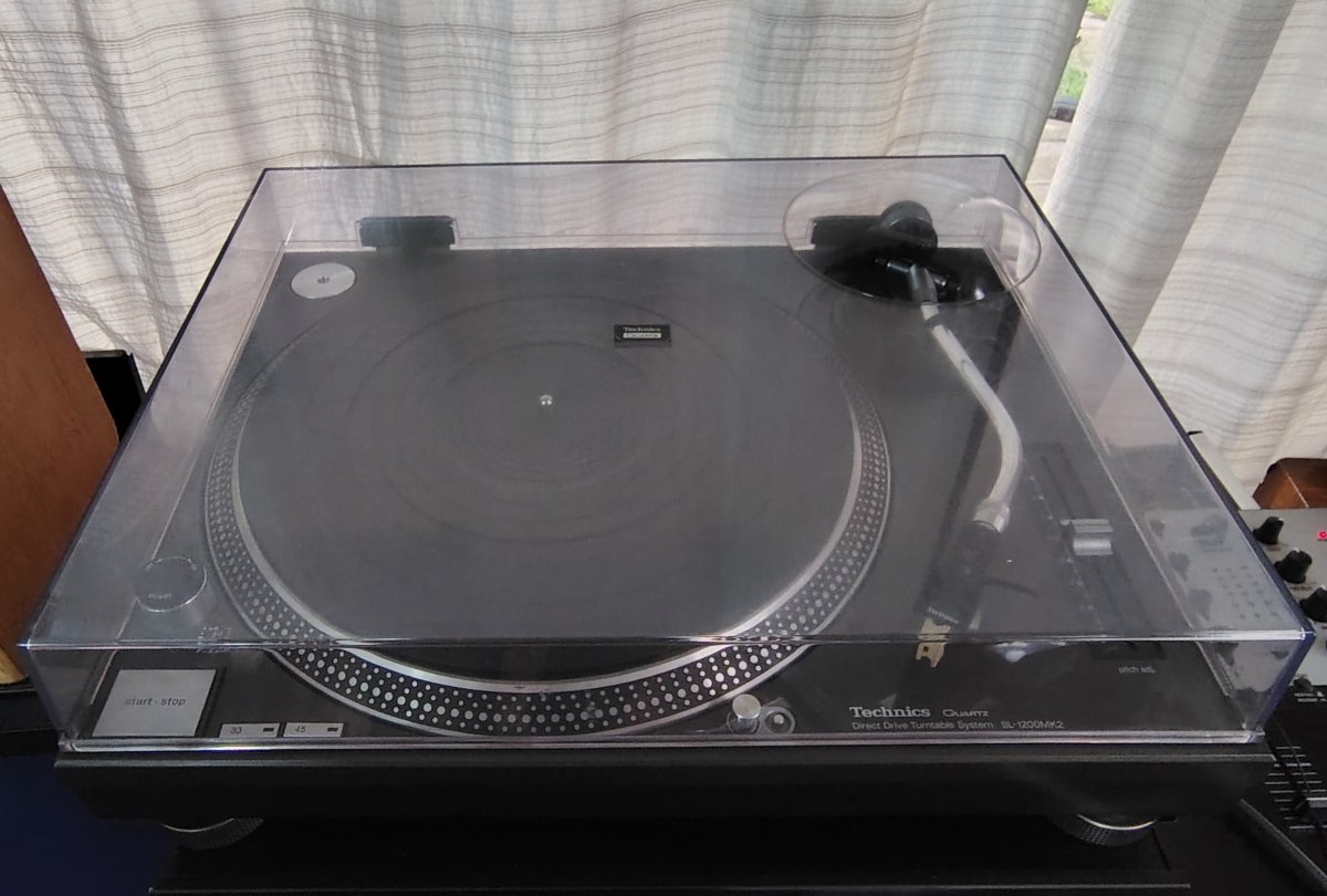 technics-sl1200mk2